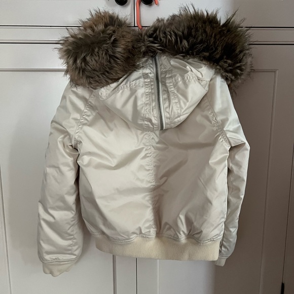 Girls Ralph Lauren hooded faux fur puffer jacket - Picture 2 of 2
